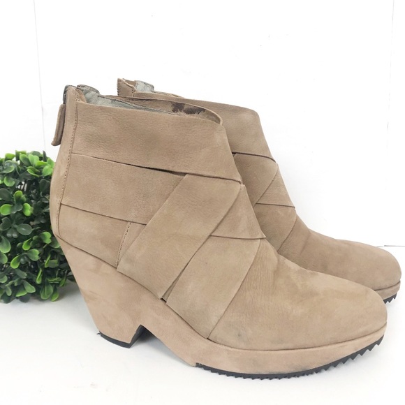 Eileen Fisher Shoes - Eileen Fisher Dream suede leather bootie
